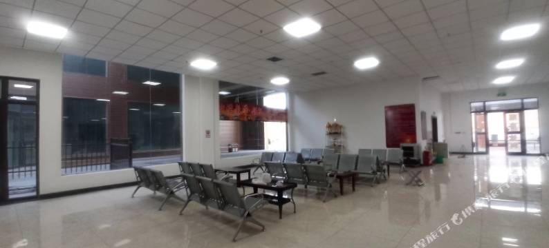 鄯善龙门客栈沙漠营地图片