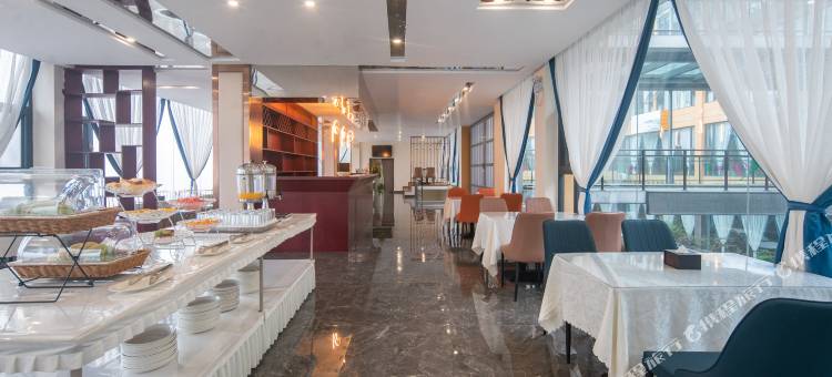 华辰大酒店(香格里拉店)图片