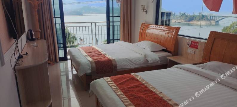 黄山徽嫂渔馆图片