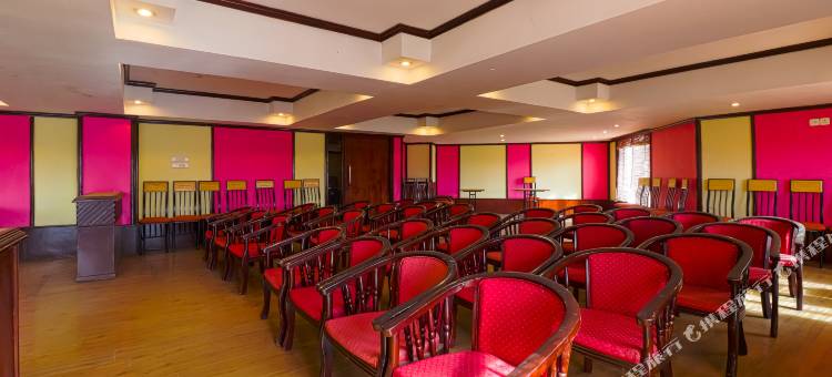 乌塔卡蒙德拜克阳光大酒店(The Byke Sunshine Grand Ooty)图片