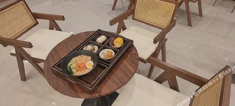 大新枕山水民宿图片