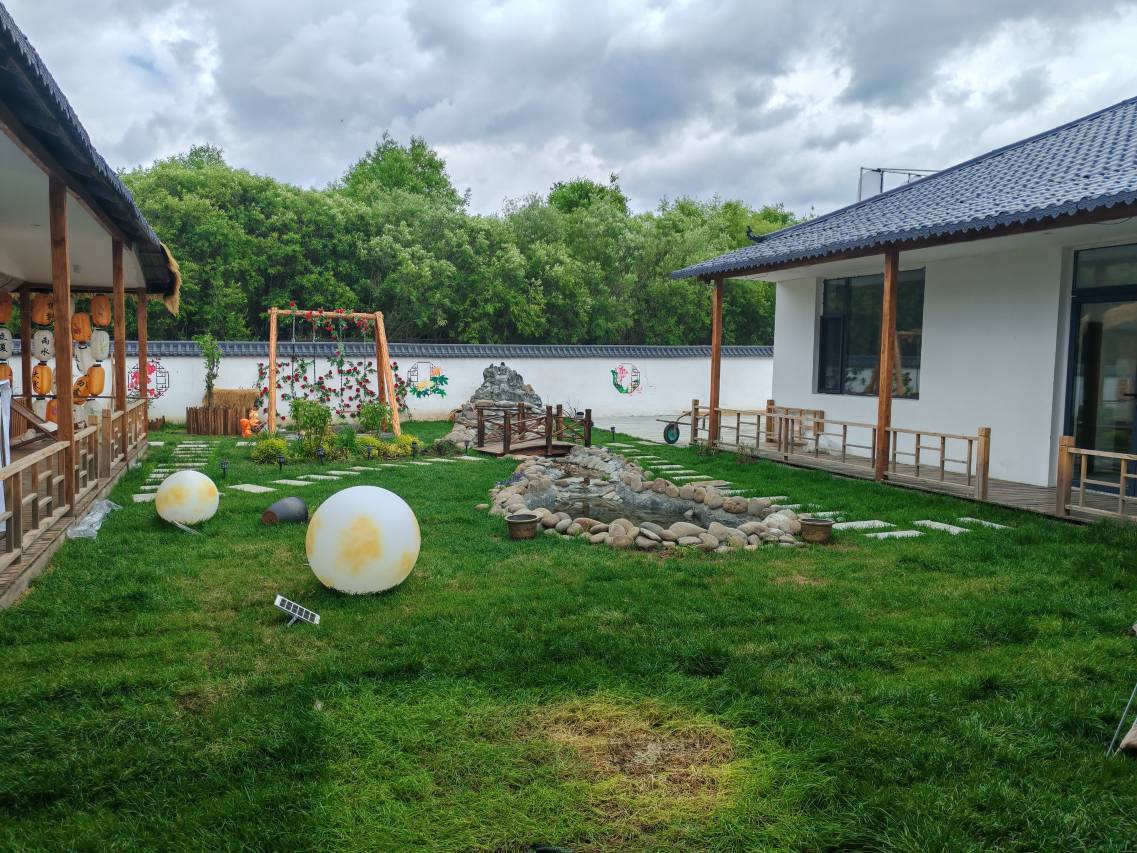 花筑·邻家小院(二道白河长白山高铁站店)图片