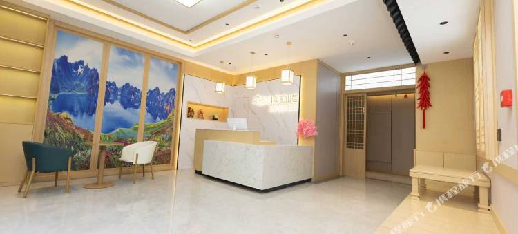 熹和山居酒店(长白山北坡集散中心二道白河店)图片