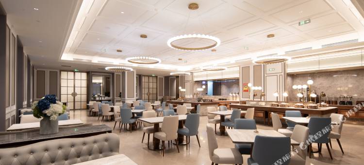 洛阳南昌路王府井美居酒店图片