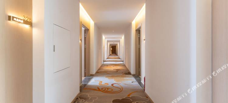 假日澜庭·LUXE智能影音设计师民宿(威海火炬八街国际海水浴场店)图片