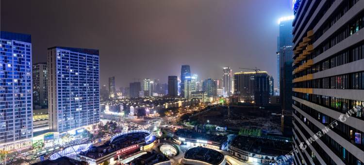 南昌NGNG酒店(红谷滩万达广场卫东地铁站店)图片