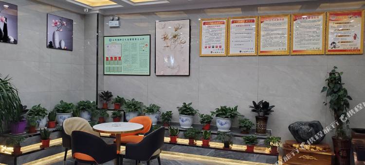 巴青虫草大酒店图片