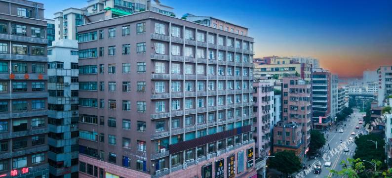 柏丽空港酒店(广州白云火车站店)图片