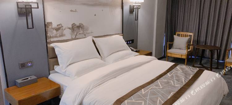 和汇智能酒店(漯河高铁西站店)图片