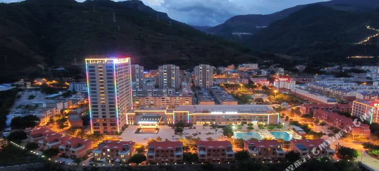 元阳金湾梯田大酒店图片