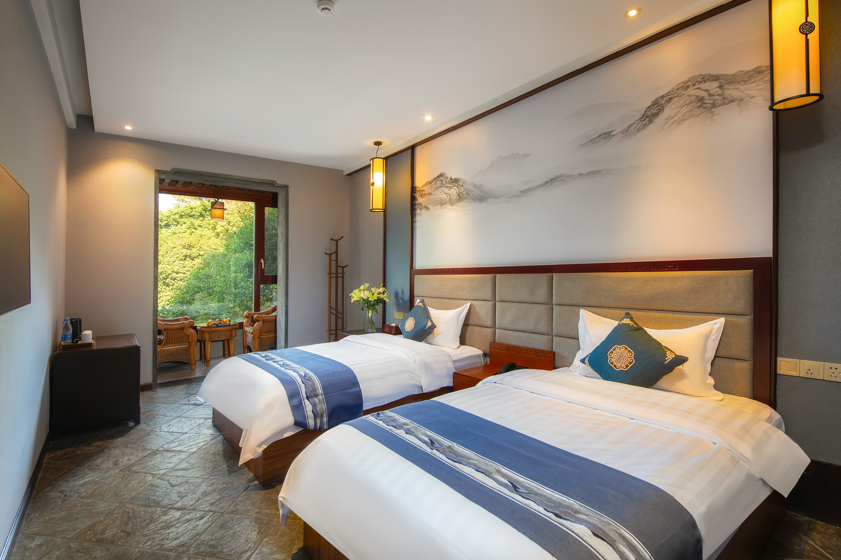 AROMA TEA HOUSE Over view