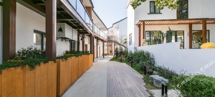 建德欢庭她宿图片