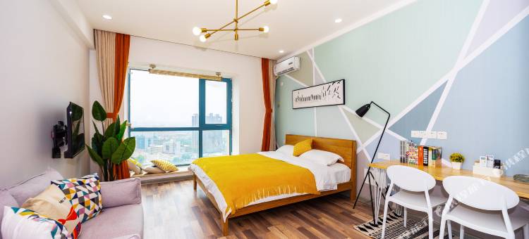 沐光优选公寓(太原亲贤北街茂业天地店)图片