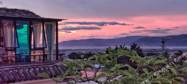 大理古城山山有木国学花园民宿图片