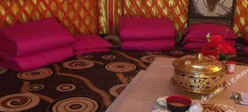 希拉穆仁草原度假中心图片