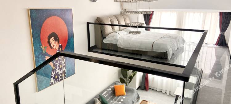 防城港三只猫Loft公寓(第四中学德城美食街店)图片