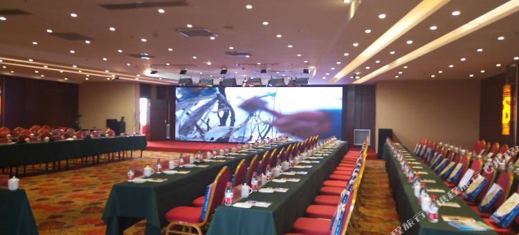 和静东归宾馆图片