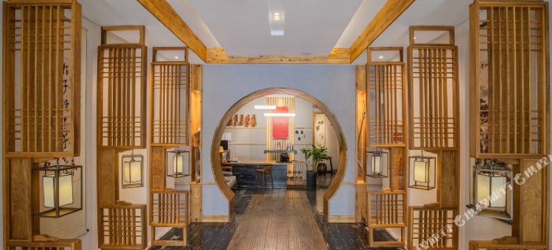 泸州东麓•禅墨酒店(江阳区张坝桂圆林公园店)图片