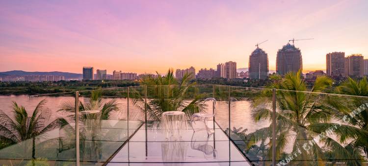 云畔·诺亚江景度假酒店(西双版纳景洪告庄西双景星光夜市店)图片
