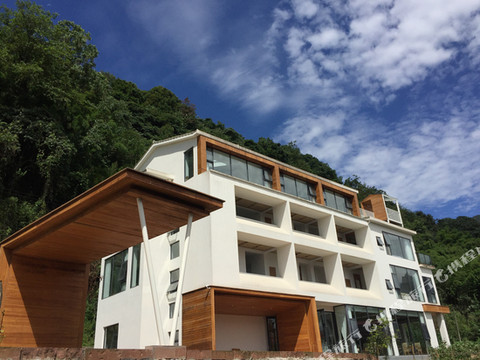 碧野田舍民宿(雅安雨城区碧峰峡景区店)