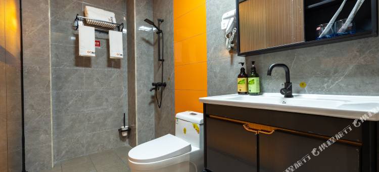 熙居优品酒店公寓(佛山顺德高村地铁站店)图片