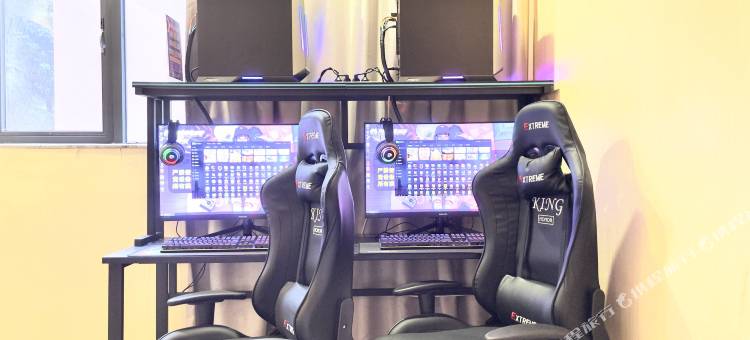 方柚电竞酒店(深圳平湖双拥街地铁站店)图片