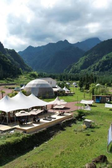 牛背山国际露营地图片