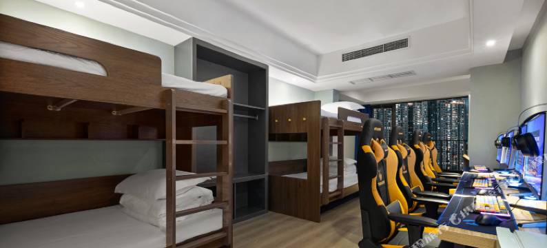 蚂蚁电竞酒店(汽博金渝地铁站店)图片