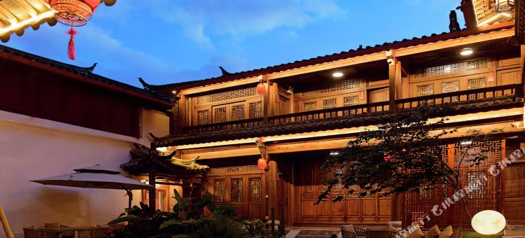 花筑·曲岸和风轻奢度假庭院(丽江古城木府忠义市场店)图片