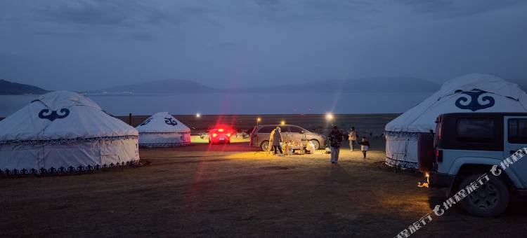 赛里木湖启楠山庄图片