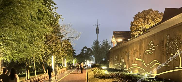 遇见花园酒店(宜黄学前街凤凰山文化广场店)图片