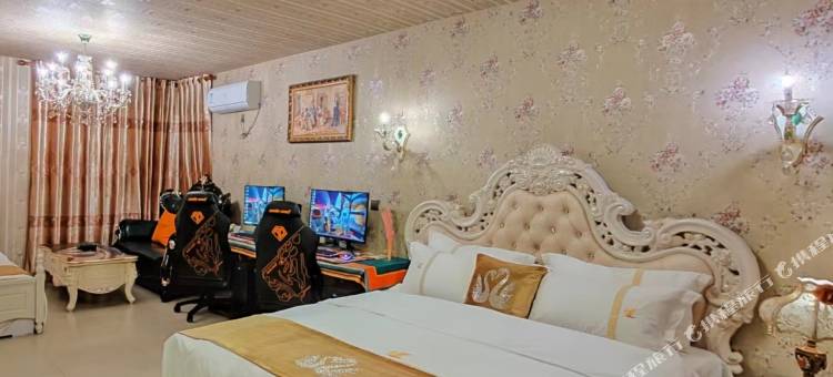 玩美设计师电竞公寓(秦皇岛茂业天地燕山大学店)图片