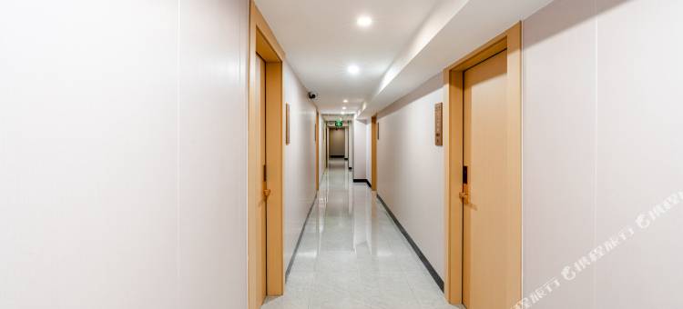 贵客·云居酒店(崇左站沿山路店)图片