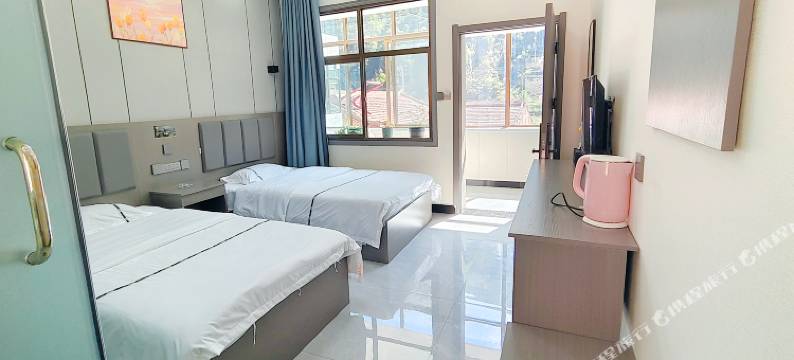 山禾民宿(鹅嫚沟店)图片