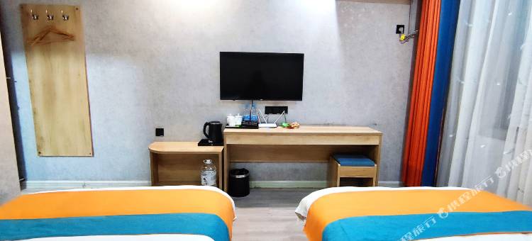 洛南天禧朵福酒店图片