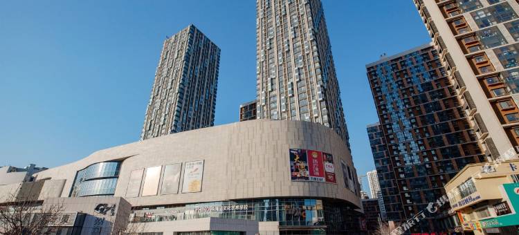 时光影音民宿(日照华润万象汇店)图片