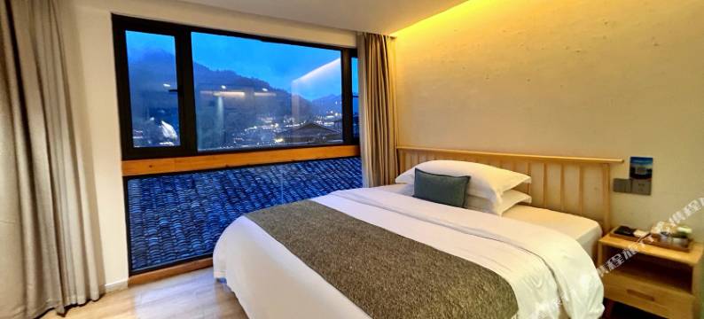 云边边·观景山屋(西江千户苗寨苗族博物馆店)图片