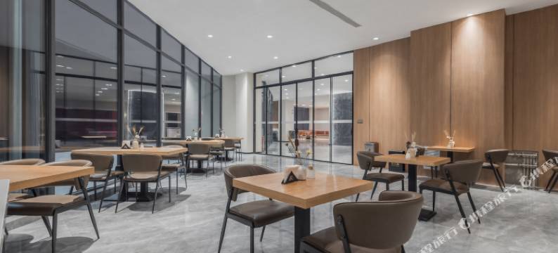 艾扉酒店(邯郸邯馆公路辛安镇店)图片