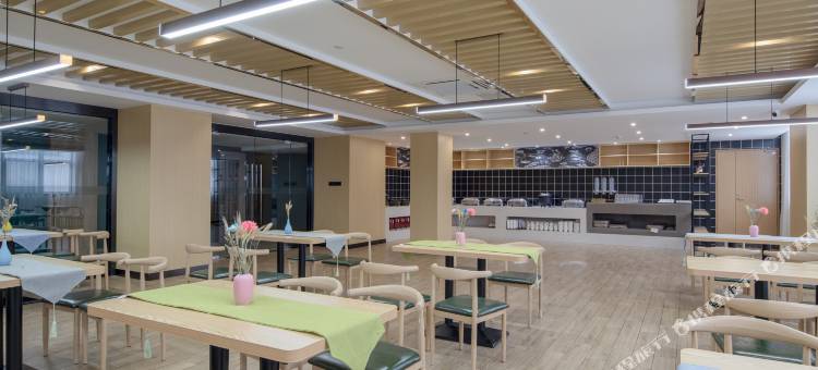 格林豪泰智选酒店(丹阳眼镜工业园区中北学院店)图片