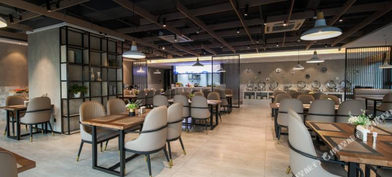 深圳湾阅潮酒店(科技园店)图片