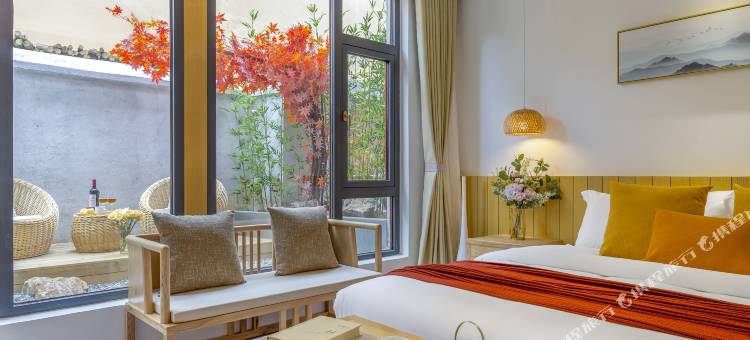 山水云涧CHILL LUXURIOUS INN 富氧轻奢民宿(独克宗古城店)图片