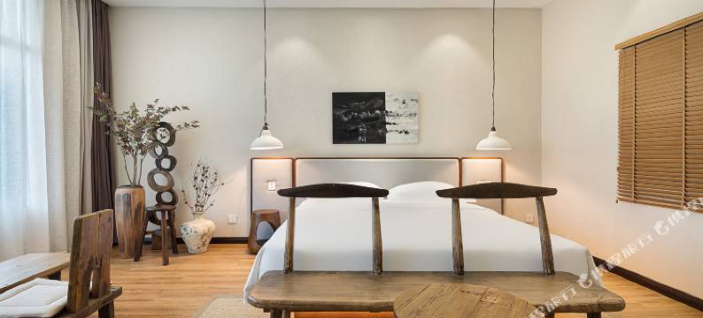 安宿里酒店(报国寺旅游客运中心店)图片