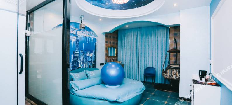 平江拉菲主题酒店(天岳汽车站店)图片