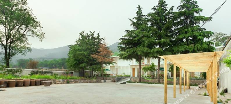 新乡花筑·辉县三友山舍民宿图片