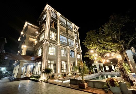 Warm House Nankun Mountain Hotel Overview