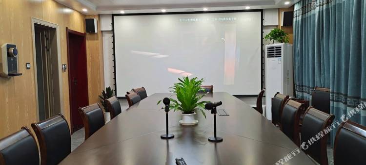 鄂州众城商务宾馆(梁子湖区太和镇店)图片