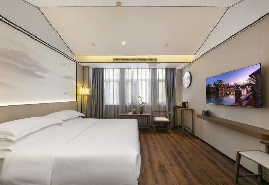 Stranger Light Residence Hotel (Shangqiu Wanda Plaza Store) Hotel Overview