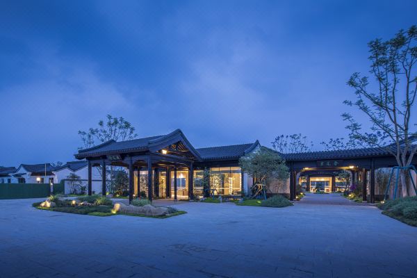 成都蓝城沐春风度假村