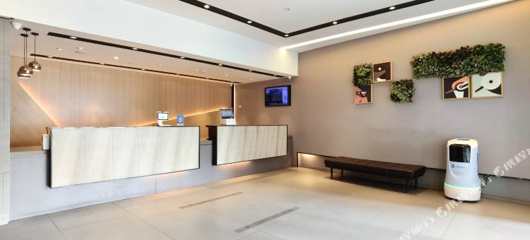 汉庭酒店(青岛宁夏路万象城店)图片