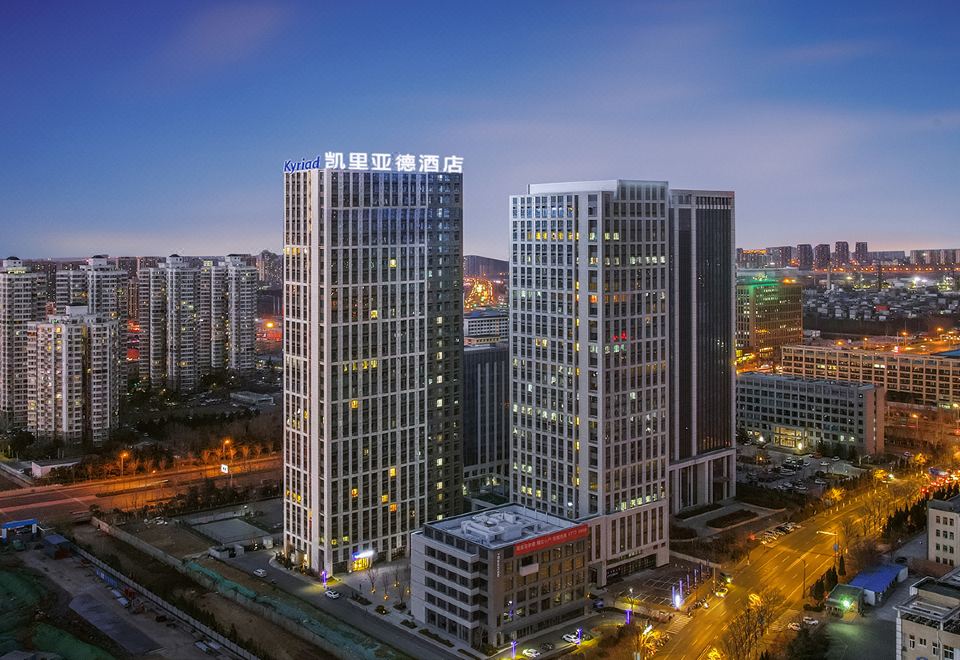 凯里亚德酒店(济南天辰路店)外景图